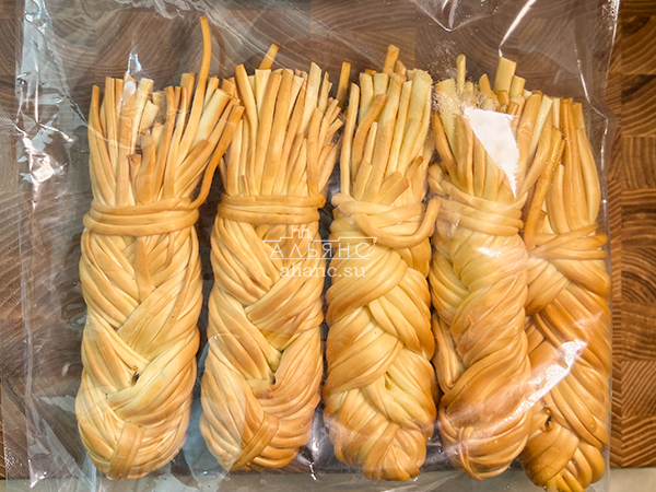 Сырный продукт ФЕРМЕРСКИЙ коса копченая в Колпино