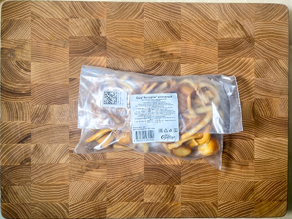 Сыр 150 гр ГОРНЫЙ СЫРОВАР (Ассорти копчёный) в Колпино