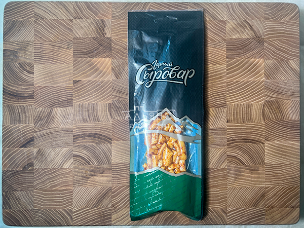 Сыр 60 гр ГОРНЫЙ СЫРОВАР (Бочонок копчёный с аджикой) в Колпино