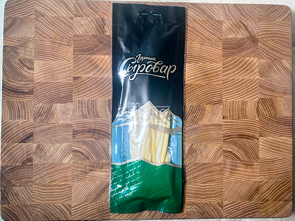 Сыр 60 гр ГОРНЫЙ СЫРОВАР (Нити копчёные) в Колпино