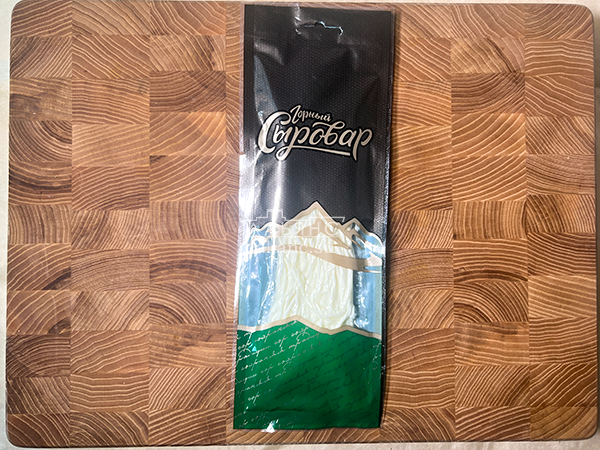 Сыр 60 гр ГОРНЫЙ СЫРОВАР (Паутинка белая с укропом и чесноком) в Колпино