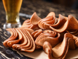 Сурские (ПШЕНИЧНЫЕ) Копченая колбаска (100 гр): Ресторанные гренки со вкусом стейка